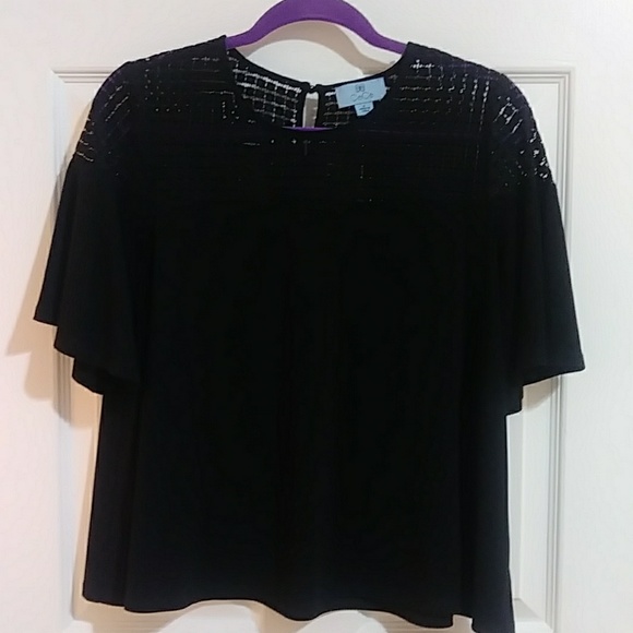 Cece Women's Top - Picture 2 of 7